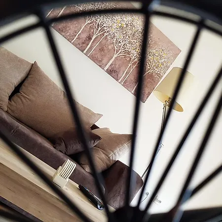 Apartment Spring *